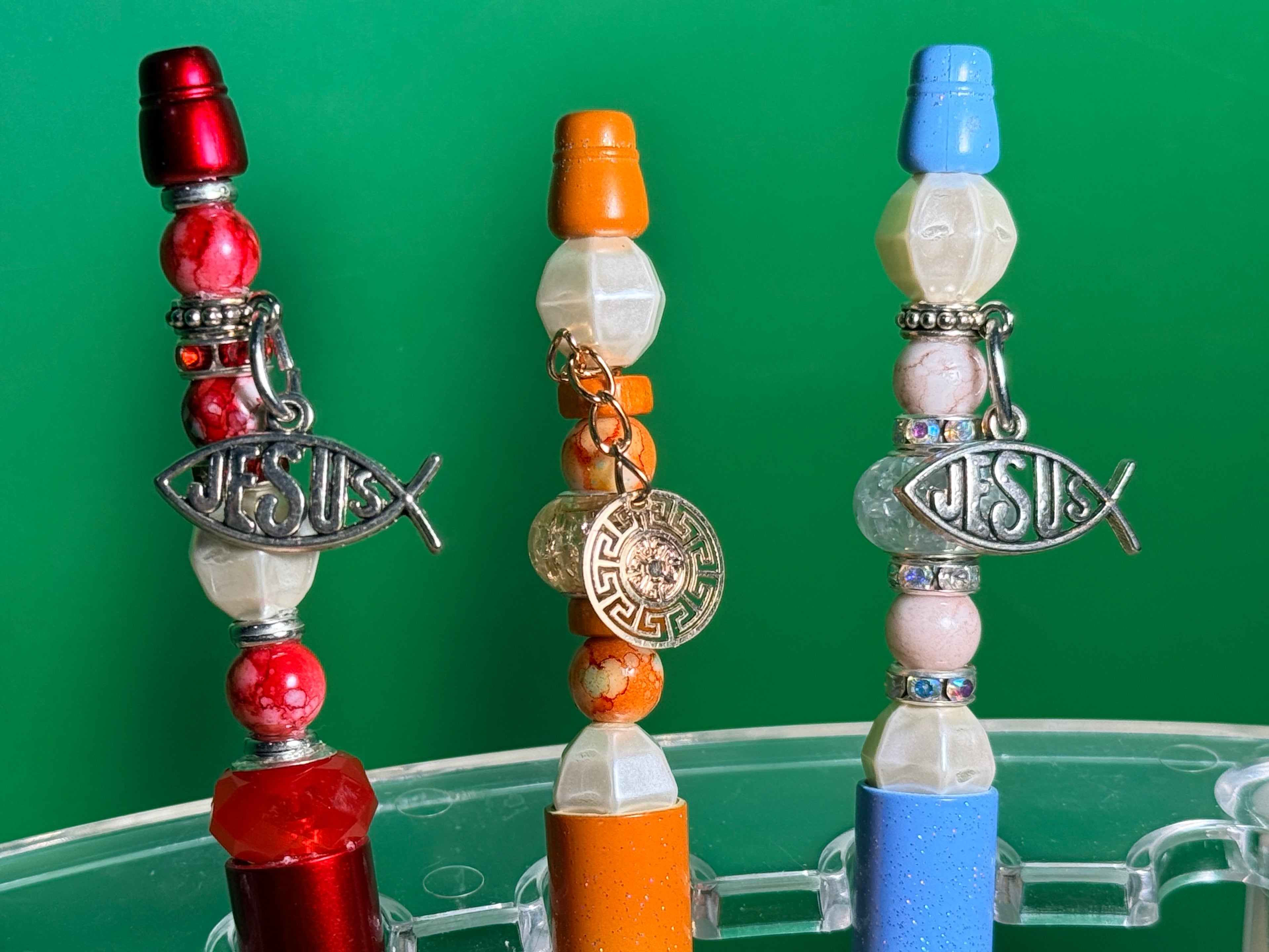 Fun bead pens with dangling pendant